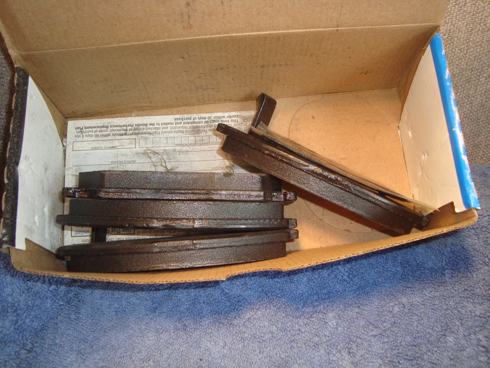 Pastillas de freno delanteras semi metálicas Honda CRX 1990 1991 NUEVAS Bendix MKD373 Y1 Foto 2 de 4