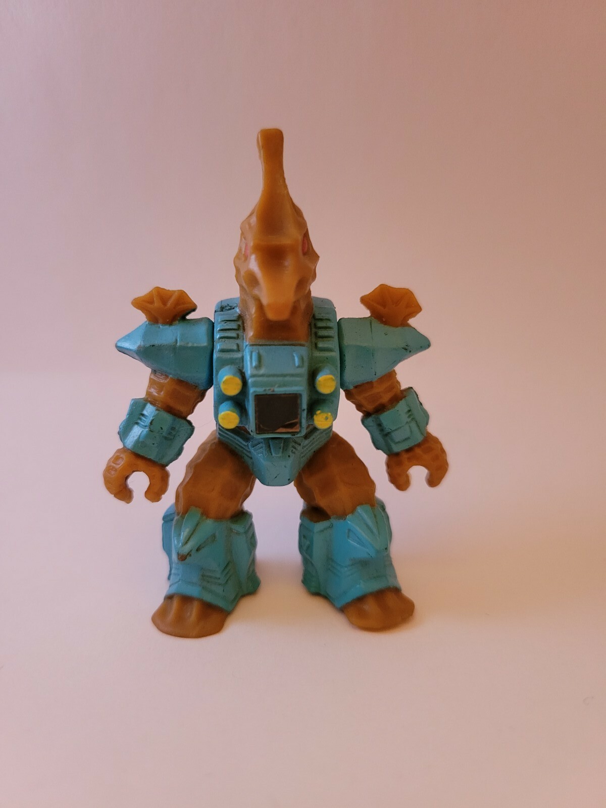 Battle Beasts #45 Slasher Seahorse w/ Wood Rub, NICE!!