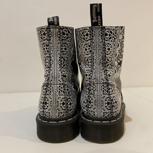 Botas Dr. Martens Blanco y Negro Pascal Henna Encaje 8 Ojos Mujer Talla UK 7 - Imagen 7 de 14
