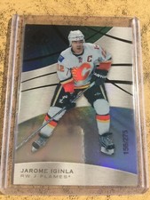 Jarome Iginla 2019-20 SP Game Used Hky RAINBOW Parallel #10 Calgary Flames #/275