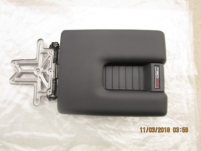 2019 Toyota Tundra Center Console Lid Replacement