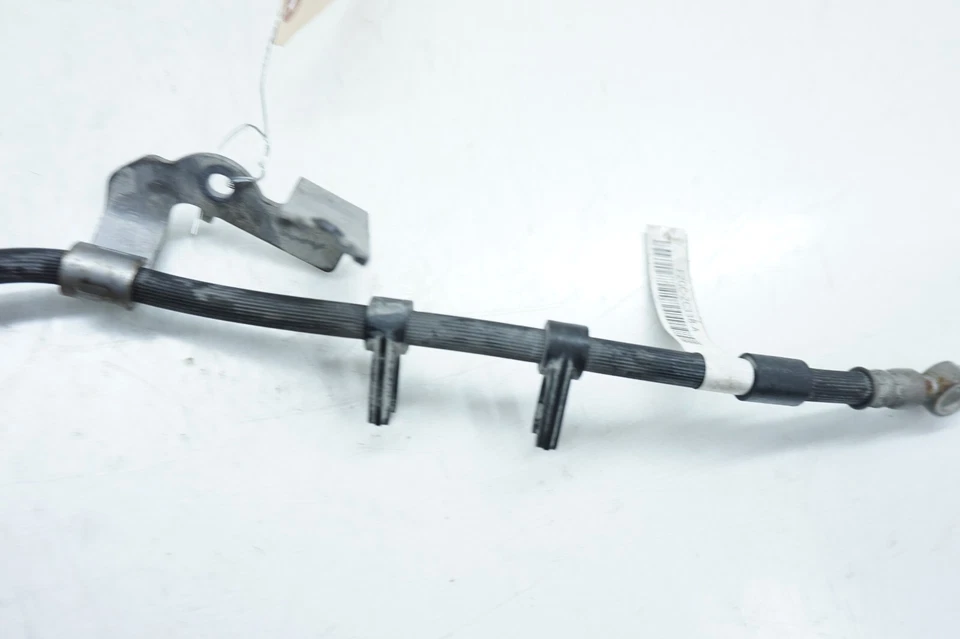Manguera de línea de freno trasero derecho Lincoln MKX 2016-2018 OEM Foto 4 de 4