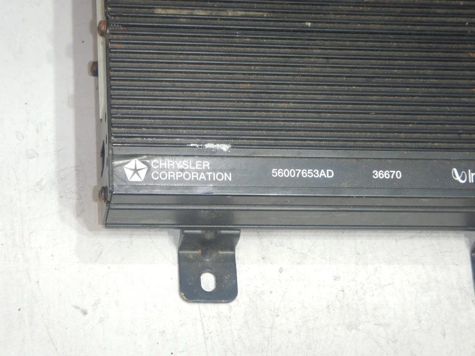 Amplificador amplificador coche Jeep Cherokee XJ 97-01 OEM Infinity 56007653AD ENVÍO GRATUITO Foto 2 de 4