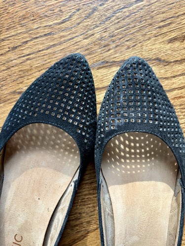 Chaussures plates femme Vionic Posey daim noir bout pointu perforé large taille 6 - Photo 12/15