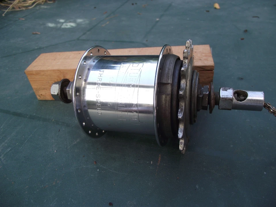 Bicicleta de colección mayo 1956 Sturmey Archer AW TRES VELOCIDADES CUBO 36h 18t Foto 3 de 4