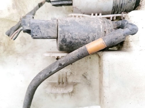 Waschwasserpumpe, Scheibenreinigung  BMW 5-Series DE1448940-14
