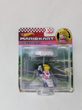 Hot Wheels - Mario Kart Series - Princess Peach B-Dasher With Peach Parasol