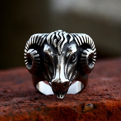 Vintage Curved Horns Ram Ring Stainless Steel Men's Ram Head Biker Hip Hop Ring