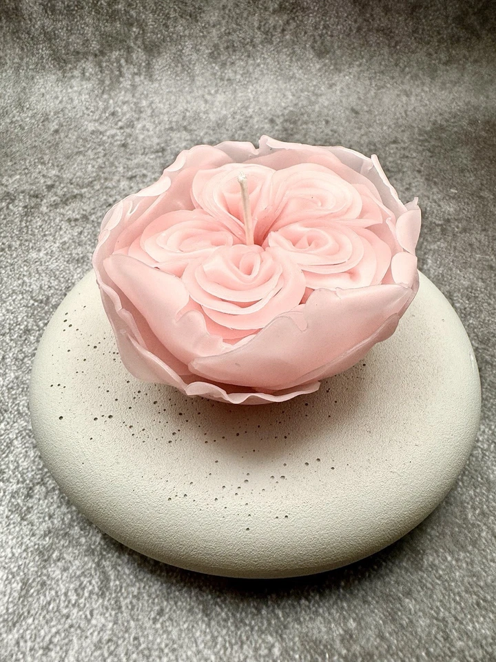 Juliet Rose Candle – Handmade Beeswax Floral Decoration & Unique Gift - Image 2 of 4
