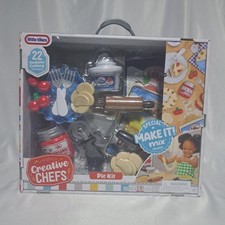 Little Tikes Creative Chefs Pie Kit with 22 Accessories Make-It Mix Organic