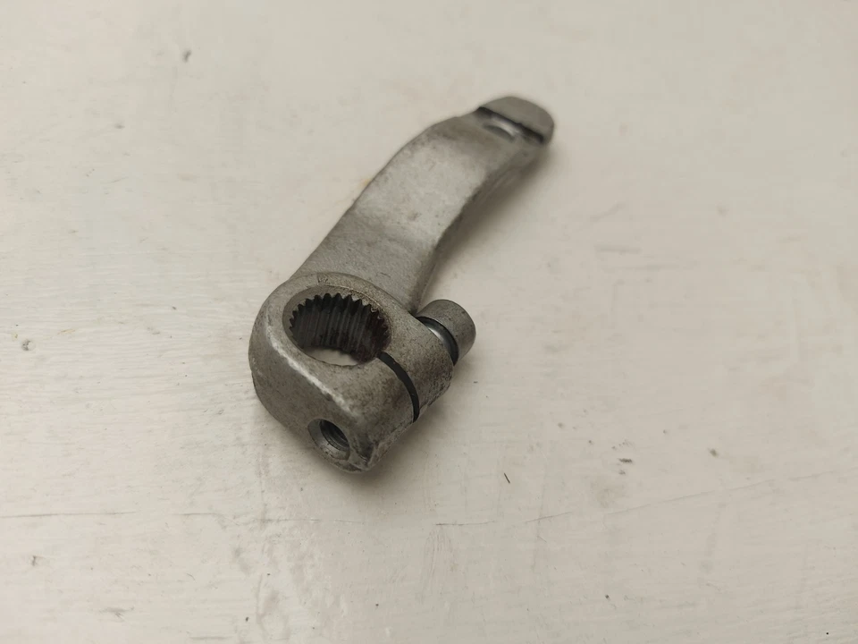 06 Moto Guzzi Griso 1100 Gear Selector Actuator Arm 05256930 C* - Image 4 of 4