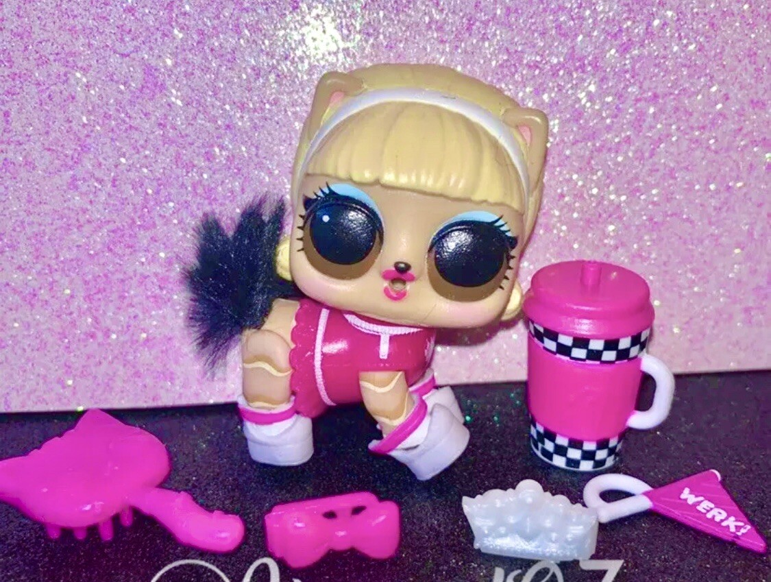LOL Fluffy Pets Kitty 500 Drag Racer Doll Pet Cat Winter Disco