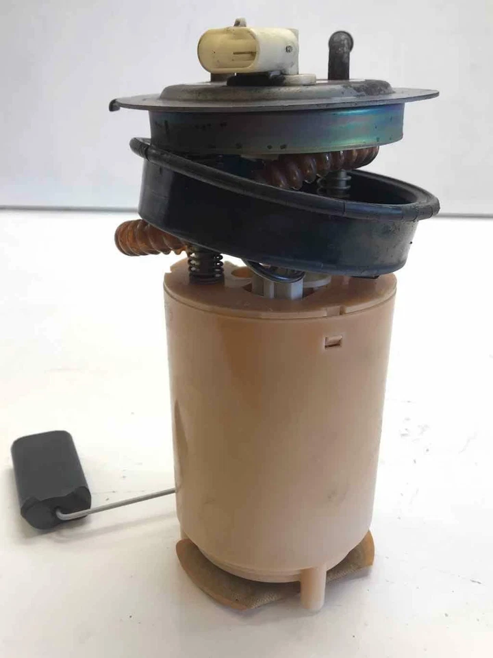 GMC ENVOY 2002-2004 bomba de combustible gasolina con conjunto de sensor 4,2 L 15077623 usado Foto 4 de 4