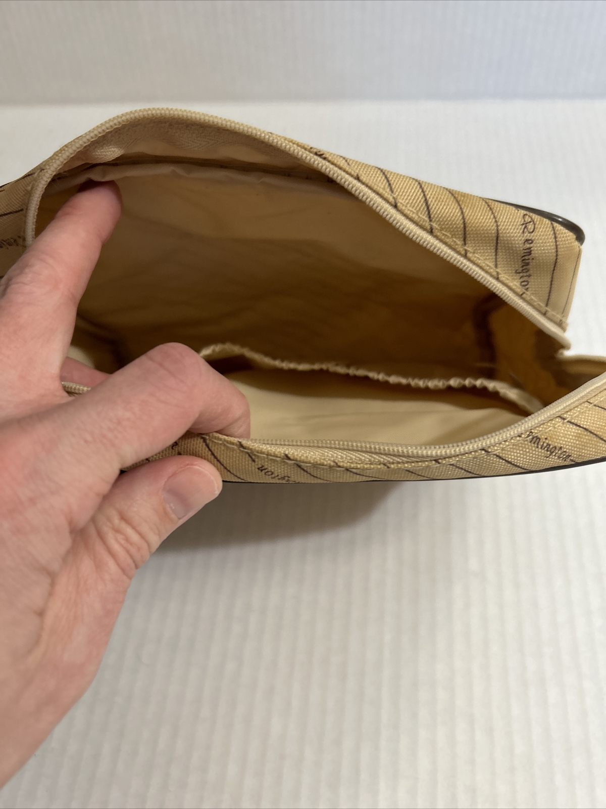 Vintage Lady Remington Razor Electric Shaver Model 6M2L1 Working with