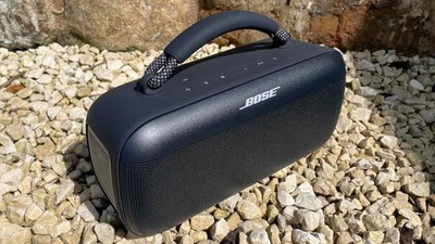 Bose SoundLink 330001-1310 Wireless Bluetooth Mobile Speaker - Black