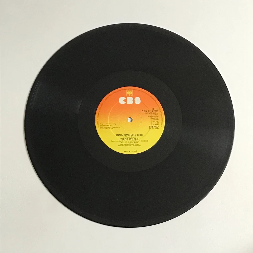 Third World - Try Jah Love/Inna Time Like This 12" Record - CBS A 13 2063 VG+/EX Foto 4 de 4