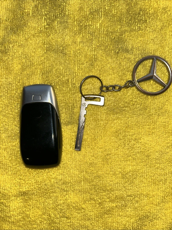 MERCEDES BENZ E350 REMOTE SMART KEY - Image 3 of 3