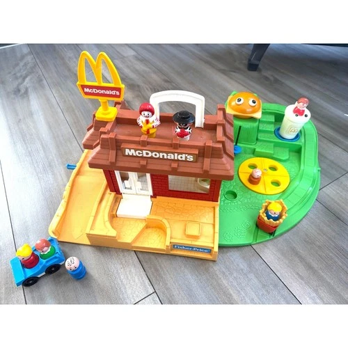 Vintage Fisher-Price Little People Deluxe McDonald's Restaurant Playset Ronald
