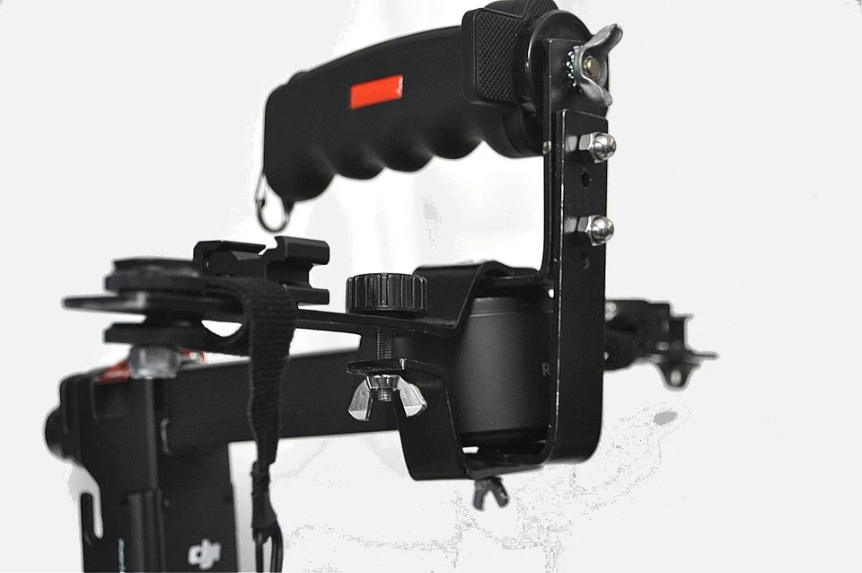 3-осевой ручной карданный стабилизатор DJI RoninMX б/у G2U - Изображение 3 из 4