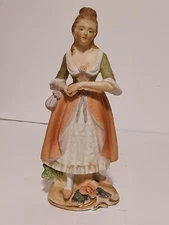 Vintage Artmark  Ceramic Girl  Figurine Original Sticker Japan