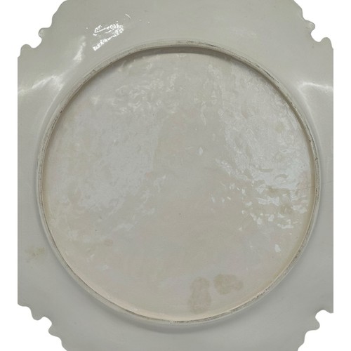 Vintage Hand Painted Ceramic Santa Claus/Wreath Platter Plate Embossed Gold Edge - Picture 8 of 10