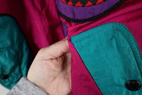 Vintage 90s Streetwear Womens Large Distressed Abstract Rainbow Puffer Jacket - Picture 9 of 17