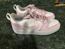 Girls Nike Tennis Shoes Size 7Y