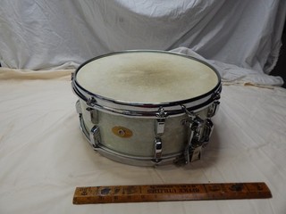 Leedy Drums Snare Drum White Pearl 50’s?? With Case and Stand