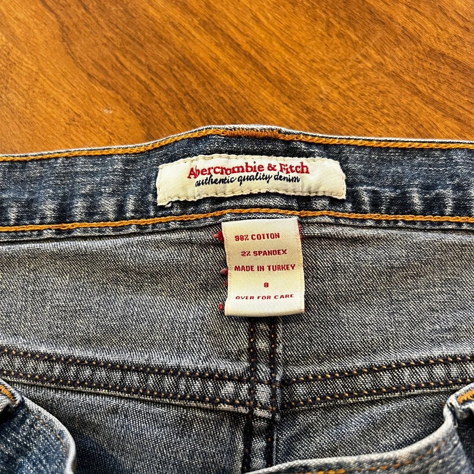 Pantalones cortos de tiro bajo Abercrombie and Fitch Y2K para mujer talla 8 Denim Micro Foto 2 de 4