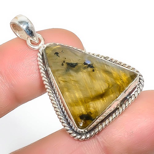 Natural Golden Stripped Labradorite 925 Silver Plated Pendant 1.56" T57