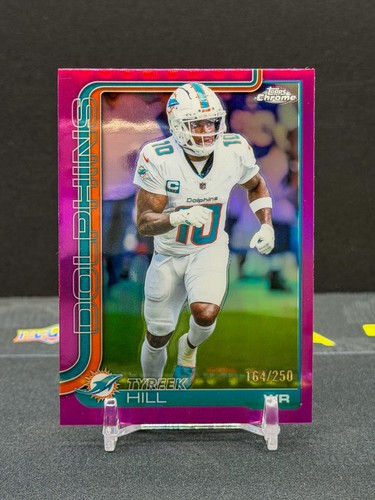 2025 Topps Chrome Football NFL Tyreek Hill #185 Pink Refractor /250 Dolphins