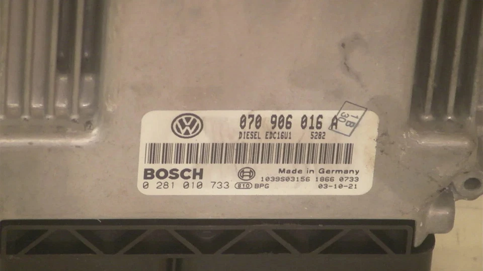 Centralina motore ORIGINALE (ECU) VW TRANSPORTER Mk V Box (7HA, 7HH, 7EA, 7EH)... - Immagine 2 di 2