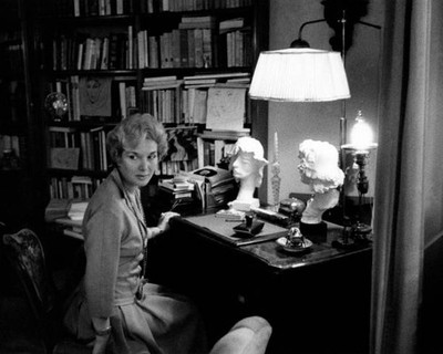 Italian writer actress Elsa De Giorgi sitting at home Elsa De Gior- Old Photo