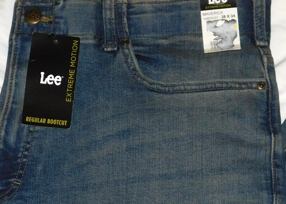 Jeans LEE Regular Calce Movimiento Extremo Elastizados Corte Boot Med Azul Maverick Foto 2 de 4