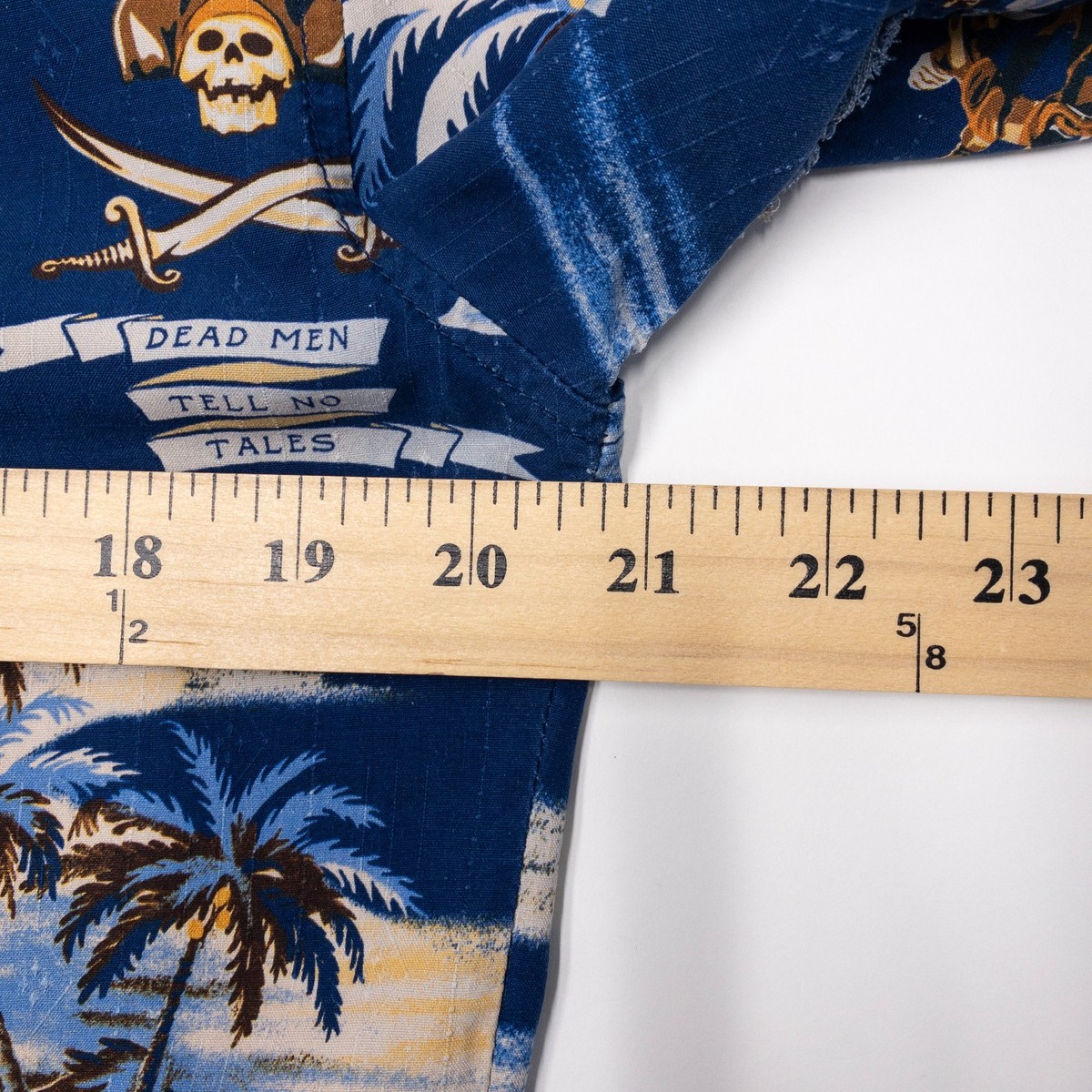 Tommy Bahama Disney Pirates Of The Caribbean Silk Shirt Men's S