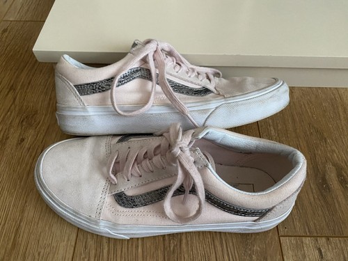vans junior size 4