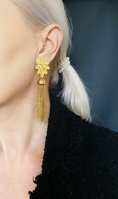 Boucles D'oreilles Baroques Oversize à Pompon INES DE LA FRESSANGE - Années 1990 - Occasion
