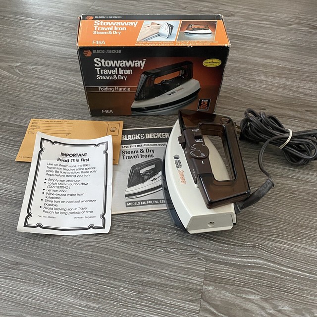 Black Decker Stowaway Travel Iron Steam&dry Folding Handle F46A for