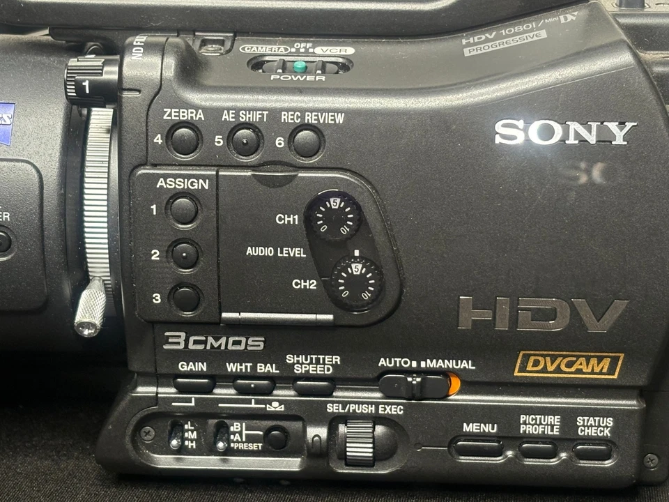 Sony HVR-Z7U HDV Professional Digital Video Camcorder ***SUPER LOW HOURS*** - Image 4 of 4