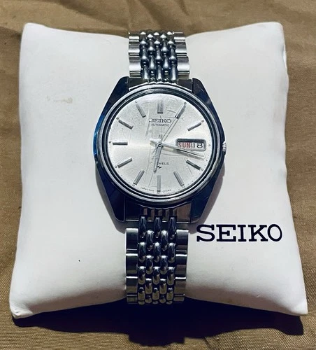 Vintage Seiko Watch Automatic 7006-8007 36mm Japan Tested & Working OEM Band