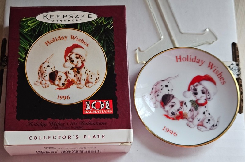 Hallmark Keepsake Ornament 1996 Disney 101 Dalmations Christmas Collectors Plate