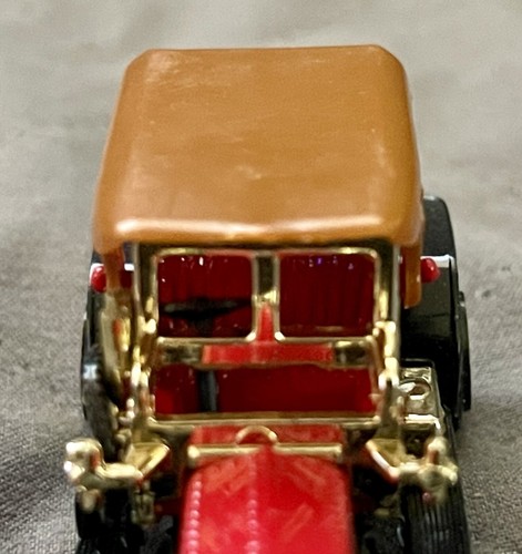 1910 Pierce Arrow Collectible Miniature Die-Cast Toy Car by Readers Digest - Picture 14 of 16