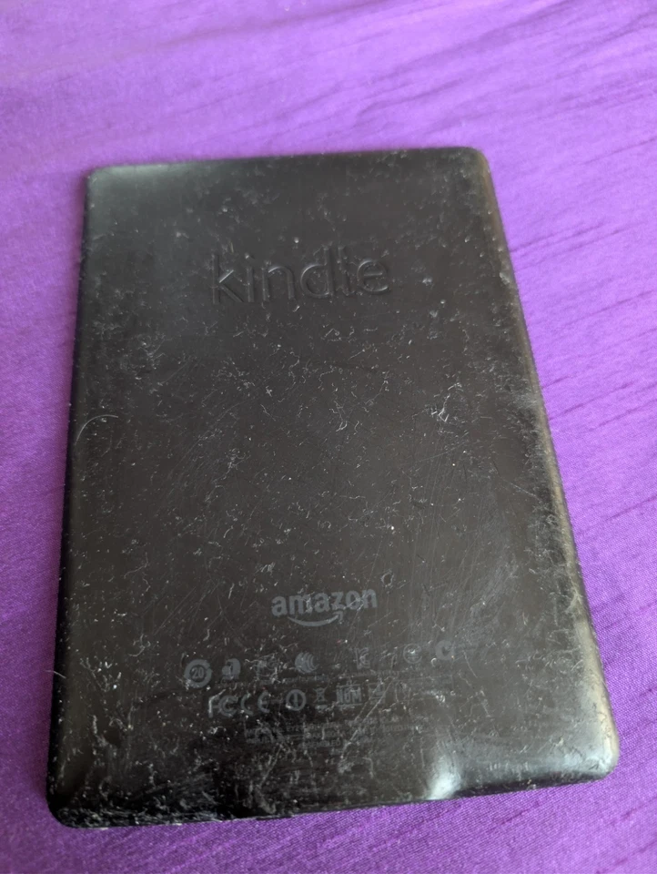 Amazon Kindle EY21, 5th generation paperwhite please read description  - Image 2 of 4