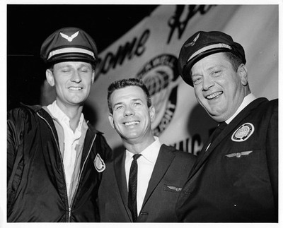 Flying Tiger Cargo Airline 1965 Press Photo Rockwell Polar Flight Pilots *P175b