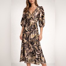 Bar III Black and Cream Patterned Maxi Dress. Size Small. Greta Condition