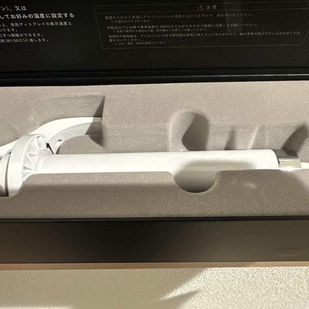 美品！KINUJO KC032 WHITE KINUJO Curl Curling Iron Maximum 200℃ Overseas compatible