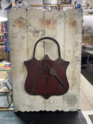 Wall Decoration Keys And Red Lock Look 24  Inches Tall  By 15.5  Inches Wide