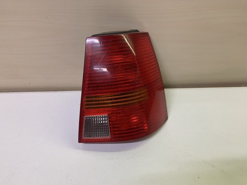 Rückleuchte Original Rücklicht rechts VW Golf 4 IV Variant Kombi 1J9945075P