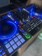 Denon DJ MC7000 Serato DJ 4-Channel 2-Deck Double Deck Controller