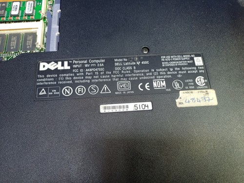 Dell Latitude XP 450C Vintage Laptop - Damaged - NO HDD - FOR PARTS - Picture 22 of 22